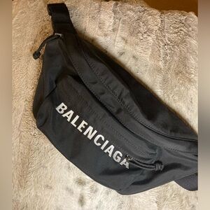 Balenciaga wheel belt bag in black